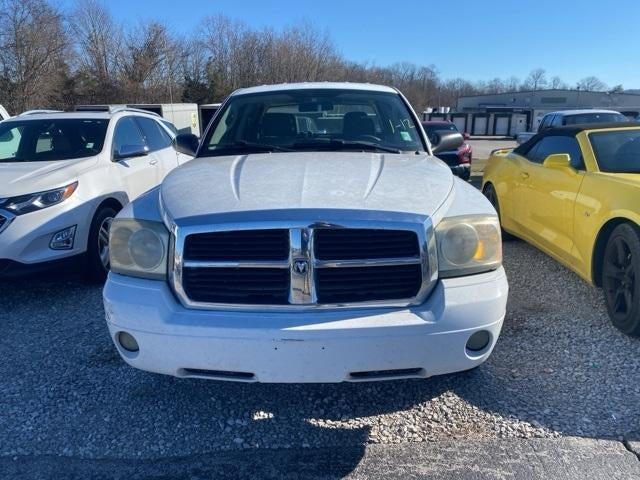 2006 Dodge Dakota 4WD Quad Cab 5.3 Ft Box SLT