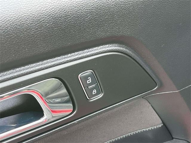 2015 Ford Mustang 2dr Conv V6