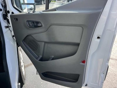 2024 Ford Transit Passenger Wagon T-350 148" Med Roof XLT RWD