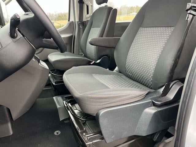2023 Ford Transit Passenger Wagon T-350 148" Med Roof XLT RWD