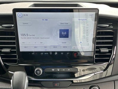 2023 Ford Transit Passenger Wagon T-350 148" Med Roof XLT RWD