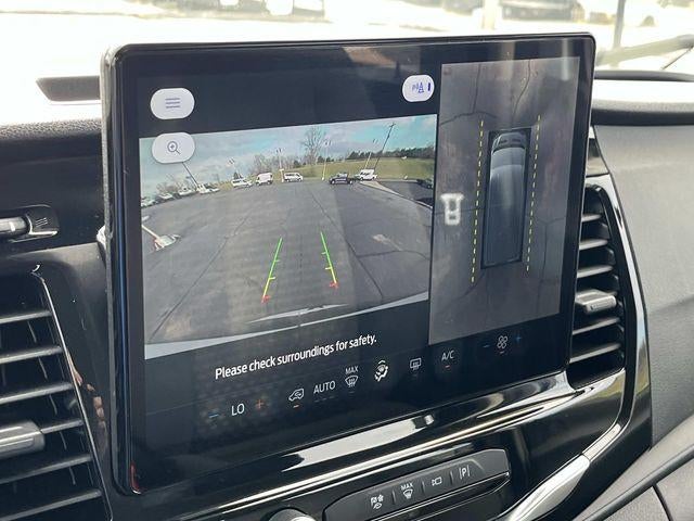 2023 Ford Transit Passenger Wagon T-350 148" Med Roof XLT RWD