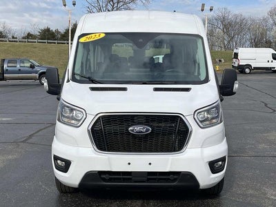 2023 Ford Transit Passenger Wagon T-350 148" Med Roof XLT RWD