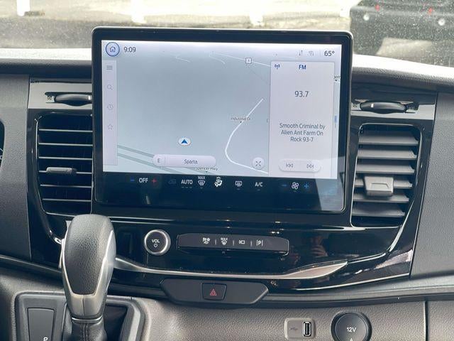 2023 Ford Transit Passenger Wagon T-350 148" Low Roof XLT RWD