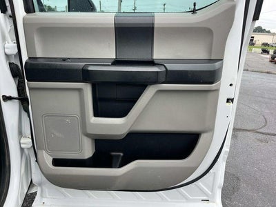 2019 Ford Super Duty F-450 DRW XL 4WD Crew Cab 179" WB 60" CA