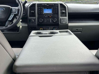 2022 Ford Super Duty F-450 DRW XL 4WD Crew Cab 179" WB 60" CA