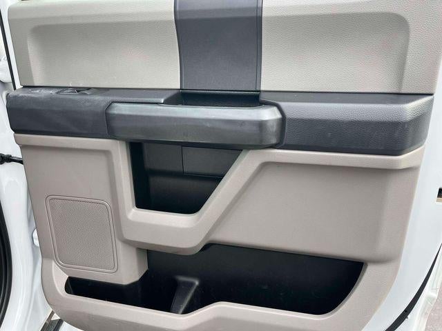 2022 Ford Super Duty F-450 DRW XL 4WD Crew Cab 179" WB 60" CA