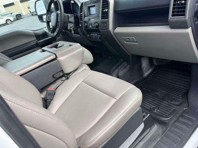 2022 Ford Super Duty F-450 DRW XL 4WD Crew Cab 179" WB 60" CA