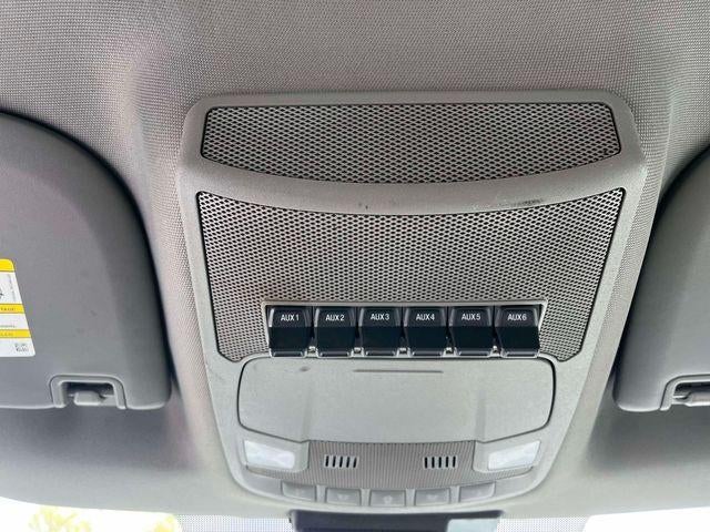 2022 Ford Super Duty F-450 DRW XL 4WD Crew Cab 179" WB 60" CA