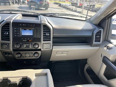 2022 Ford Super Duty F-350 DRW XL 4WD Crew Cab 179" WB 60" CA