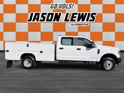 2022 Ford Super Duty F-350 DRW XL 4WD Crew Cab 179" WB 60" CA