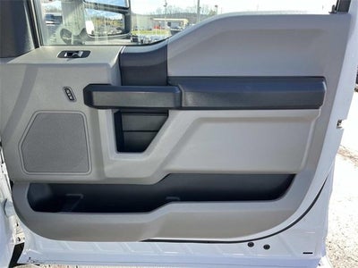 2022 Ford Super Duty F-350 DRW XL 4WD Crew Cab 179" WB 60" CA