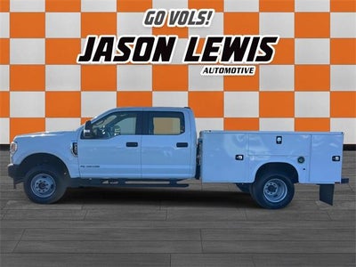 2022 Ford Super Duty F-350 DRW XL 4WD Crew Cab 179" WB 60" CA