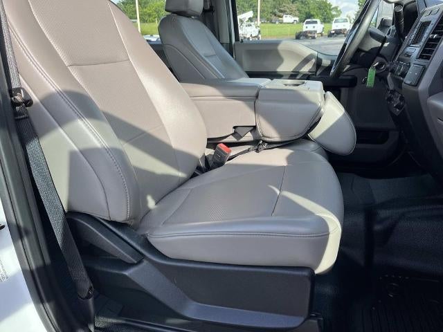 2021 Ford Super Duty F-350 DRW XL 4WD Crew Cab 179" WB 60" CA
