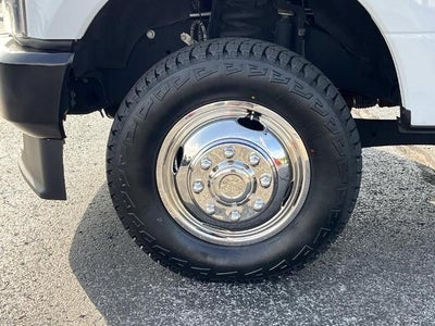 2021 Ford Super Duty F-350 DRW XL 4WD Crew Cab 179" WB 60" CA