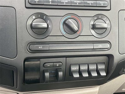 2008 Ford Super Duty F-550 DRW 2WD Reg Cab 141" WB 60" CA XL