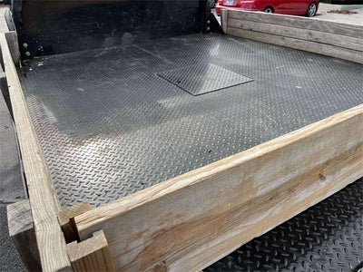 2008 Ford Super Duty F-550 DRW 2WD Crew Cab 176" WB 60" CA Lariat