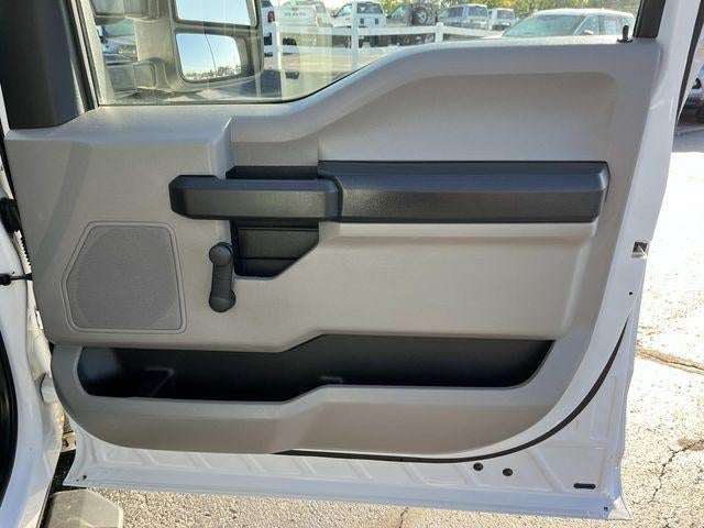 2017 Ford Super Duty F-250 SRW XL 2WD Reg Cab 8' Box