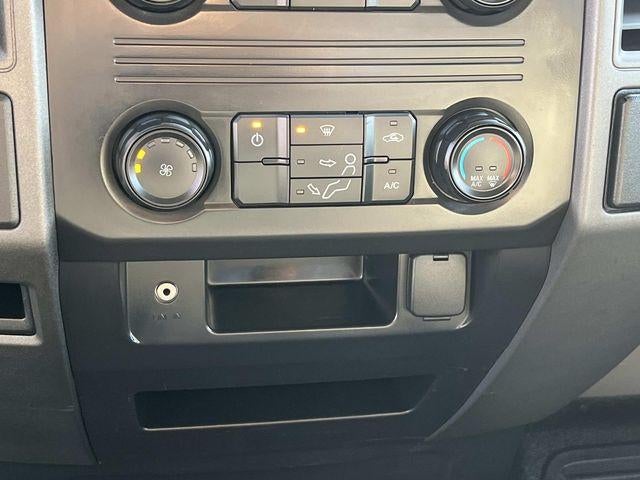 2017 Ford Super Duty F-250 SRW XL 2WD Reg Cab 8' Box