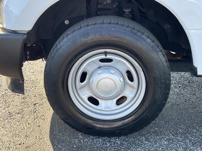 2017 Ford Super Duty F-250 SRW XL 2WD Reg Cab 8' Box