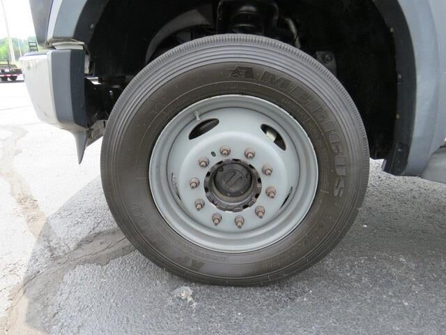 2008 Ford Super Duty F-450 DRW 4WD Crew Cab 176" WB 60" CA XL