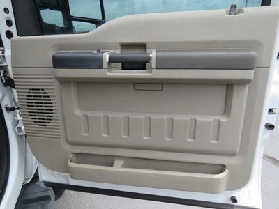 2008 Ford Super Duty F-450 DRW 4WD Crew Cab 176" WB 60" CA XL
