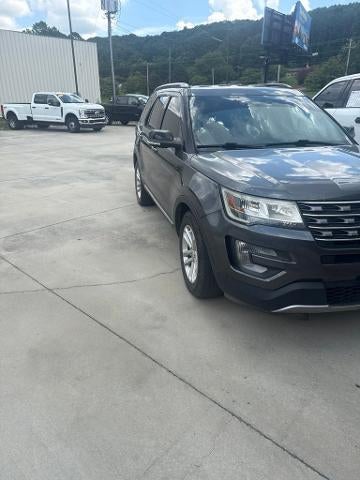 2016 Ford Explorer FWD 4dr XLT