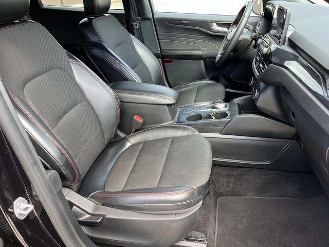 2025 Ford Escape ST-Line Select AWD