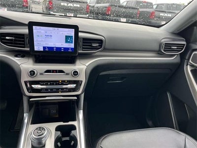 2023 Ford Explorer XLT 4WD