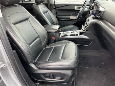 2023 Ford Explorer XLT 4WD