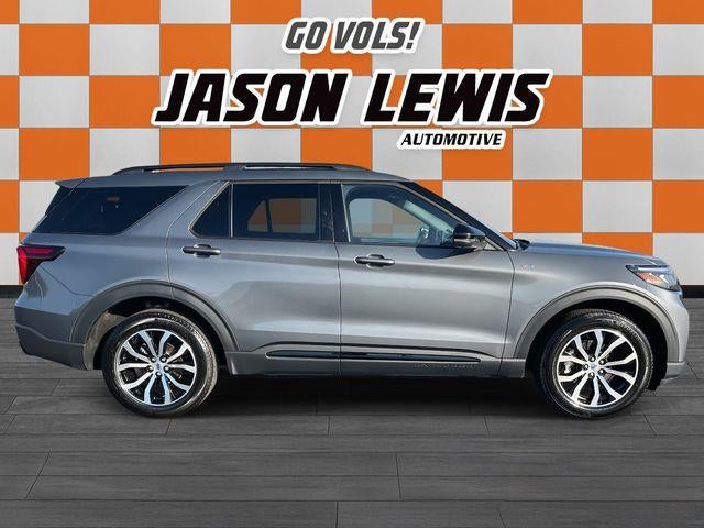 2025 Ford Explorer ST-Line 4WD