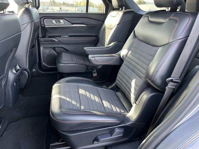 2025 Ford Explorer ST-Line 4WD