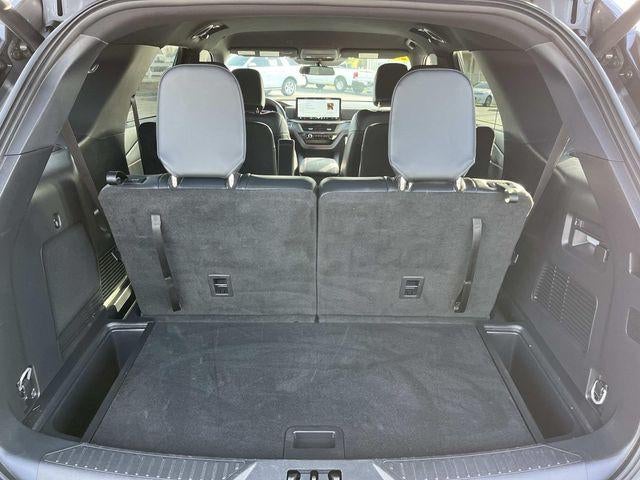 2025 Ford Explorer ST-Line 4WD