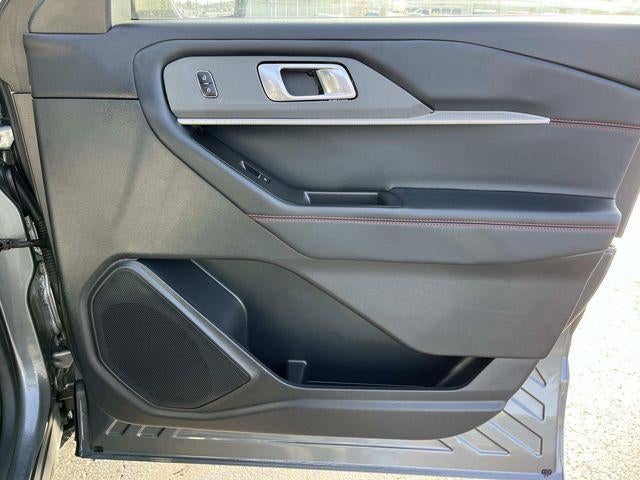 2025 Ford Explorer ST-Line 4WD