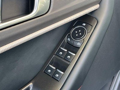 2025 Ford Explorer ST-Line 4WD