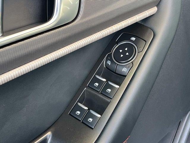 2025 Ford Explorer ST-Line 4WD