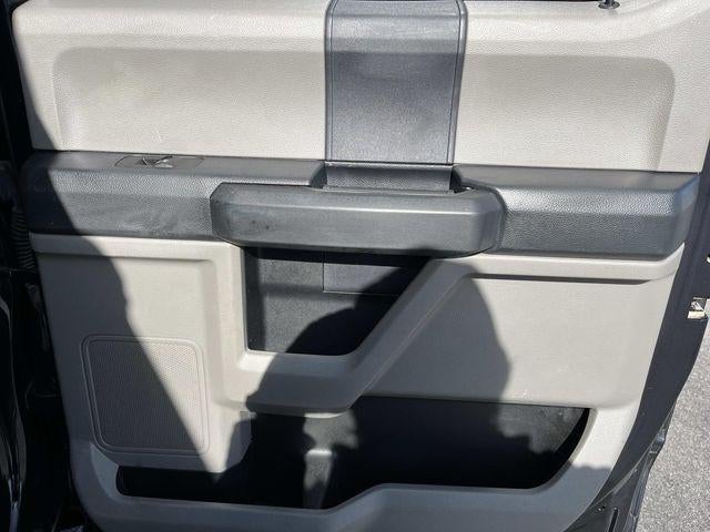 2022 Ford Super Duty F-250 SRW XL 2WD Crew Cab 6.75' Box