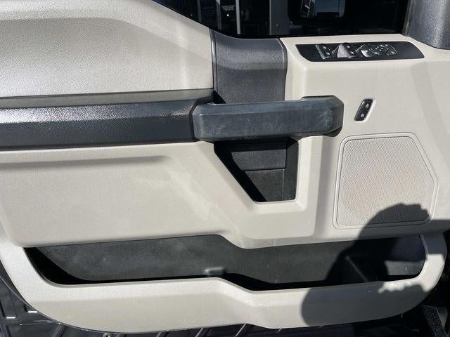 2022 Ford Super Duty F-250 SRW XL 2WD Crew Cab 6.75' Box