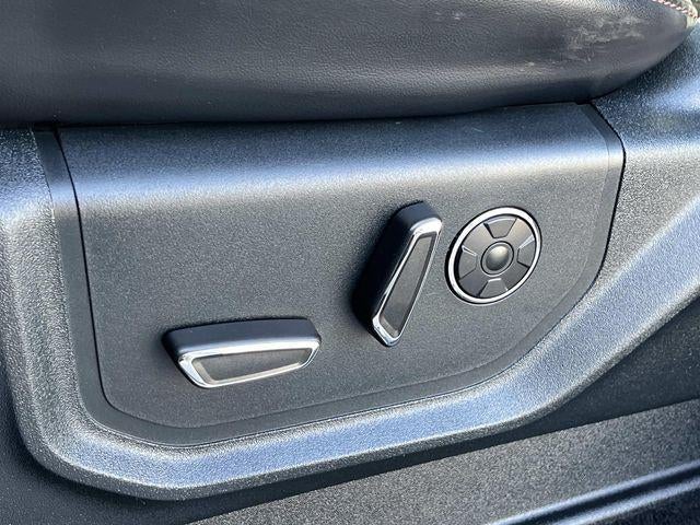 2020 Ford Super Duty F-250 SRW Platinum 4WD Crew Cab 6.75' Box