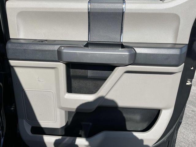 2022 Ford Super Duty F-250 SRW XLT 4WD Crew Cab 6.75' Box