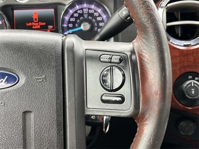 2011 Ford Super Duty F-250 SRW 4WD Crew Cab 6-3/4 Ft Box Lariat