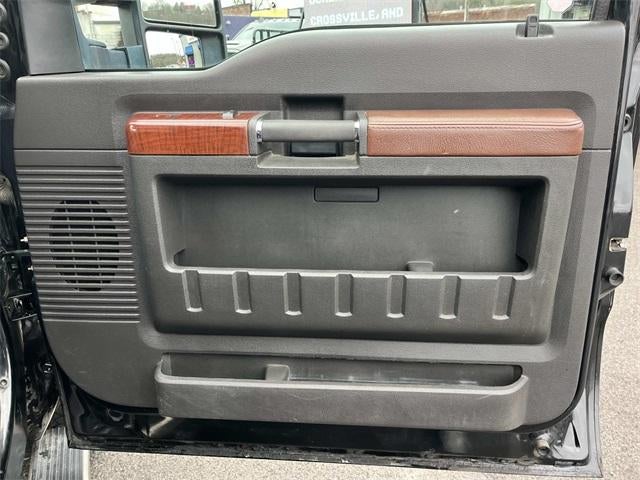 2011 Ford Super Duty F-250 SRW 4WD Crew Cab 6-3/4 Ft Box Lariat