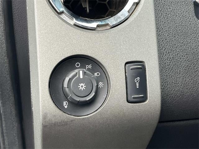 2011 Ford Super Duty F-250 SRW 4WD Crew Cab 6-3/4 Ft Box Lariat