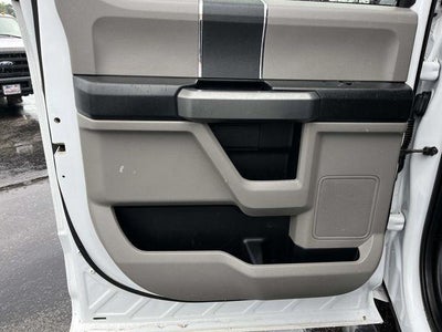 2017 Ford Super Duty F-250 SRW XLT 4WD Crew Cab 6.75' Box