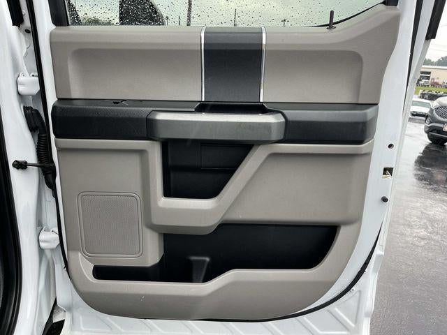 2017 Ford Super Duty F-250 SRW XLT 4WD Crew Cab 6.75' Box