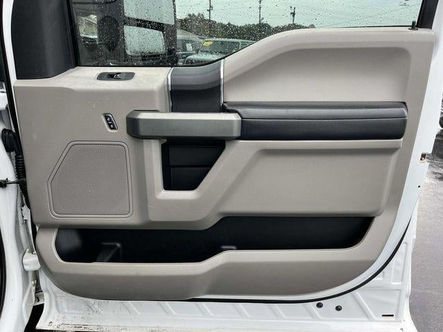 2017 Ford Super Duty F-250 SRW XLT 4WD Crew Cab 6.75' Box