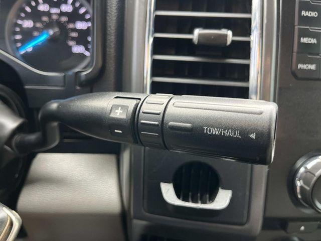 2017 Ford Super Duty F-250 SRW XLT 4WD Crew Cab 6.75' Box