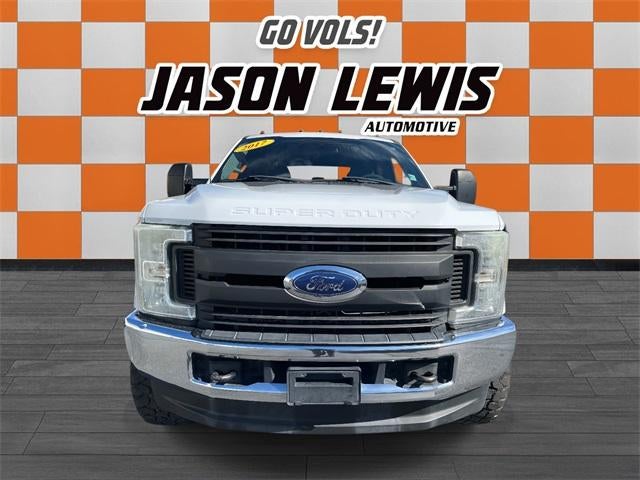 2017 Ford Super Duty F-350 SRW XL 4WD Crew Cab 6.75' Box