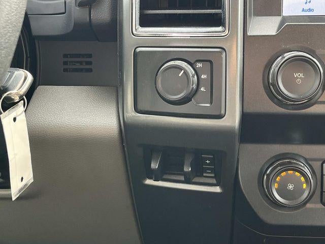 2022 Ford Super Duty F-350 SRW XLT 4WD Crew Cab 6.75' Box