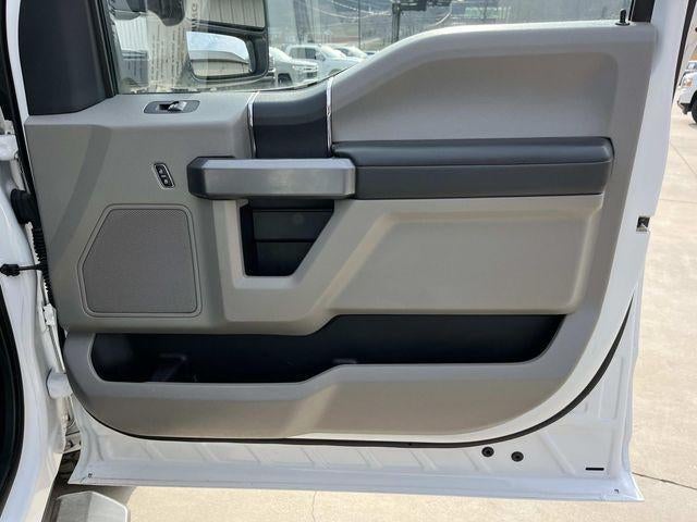 2022 Ford Super Duty F-350 SRW XLT 4WD Crew Cab 6.75' Box